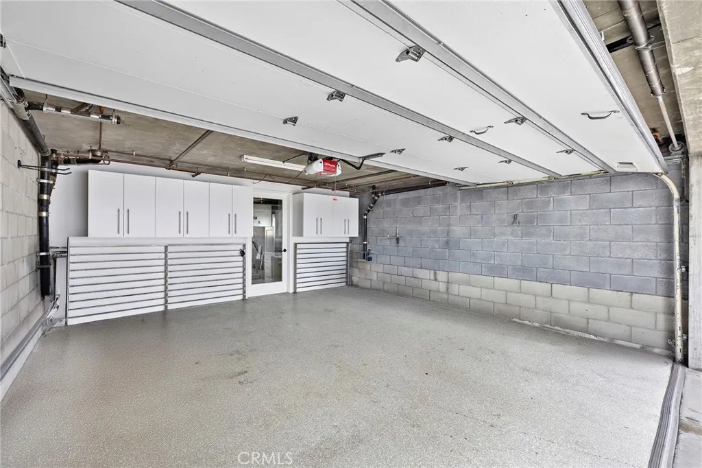 2 Car Garage