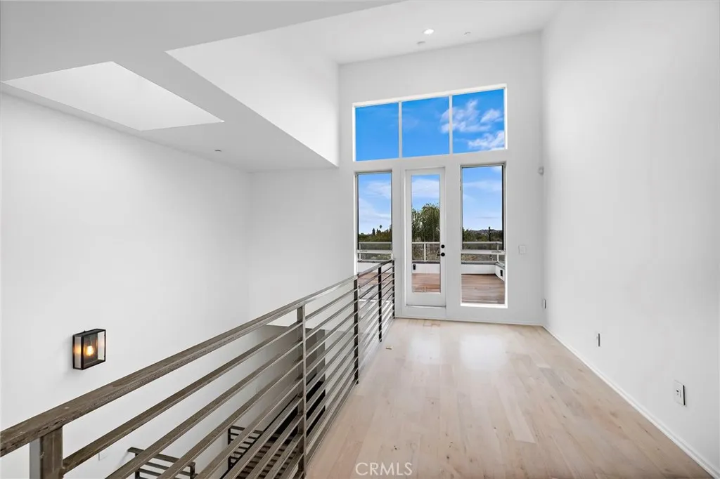 Office area/loft