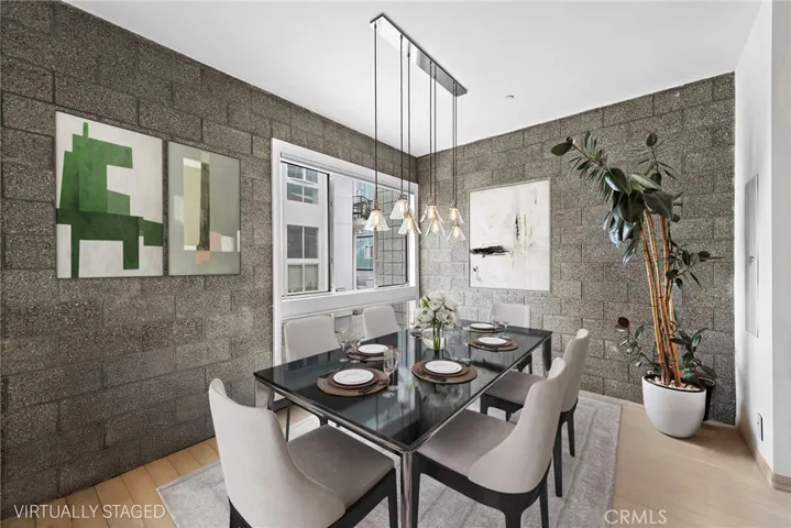 Light & Bright Dining Room