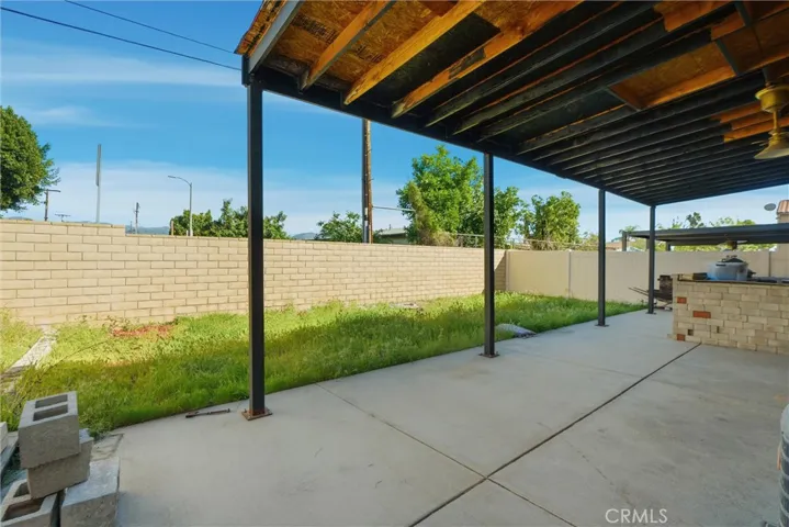 9660 Pine Orchard St, Pacoima, California 91313