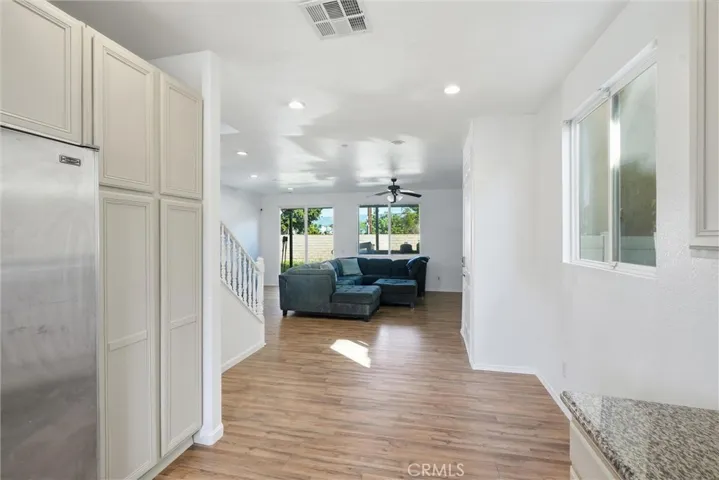 9660 Pine Orchard St, Pacoima, California 91313