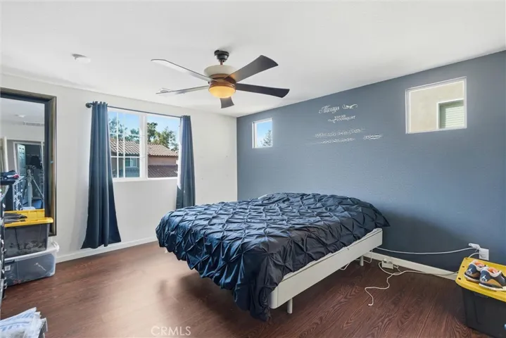 9660 Pine Orchard St, Pacoima, California 91313