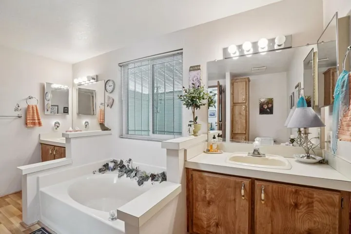 32-web-or-mls-Palm Dr-S2709-032