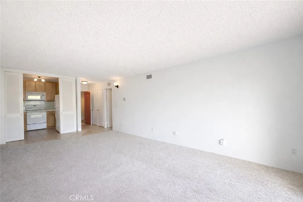 140 Walnut Avenue 4b, San Diego, California 92103 home-pic-8