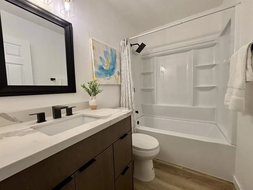 3401 Del Este Way, Oceanside, California 92056 home-pic-21