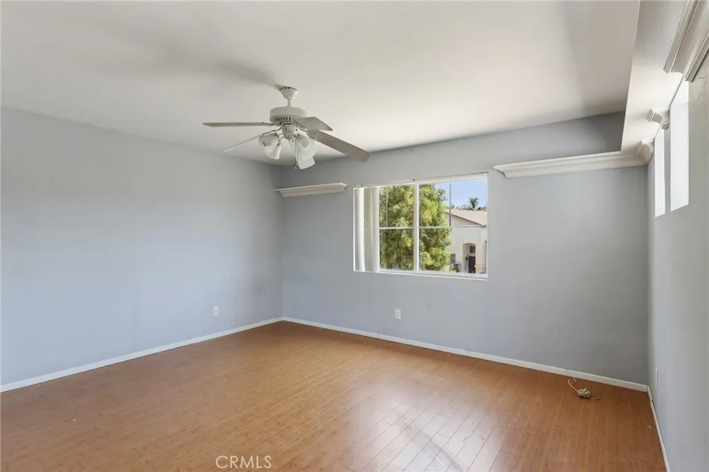 23360 Mountain Song Loop, Murrieta, California 92562 home-pic-12