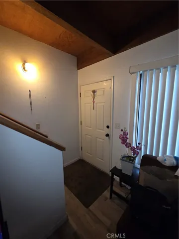 FRONT INTERIOR ENTRY