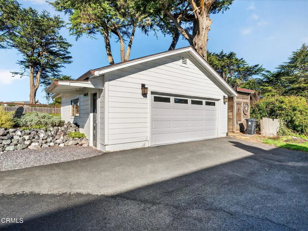 Two car garage