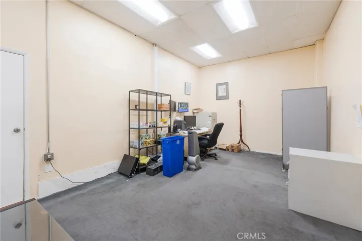 Office/storage