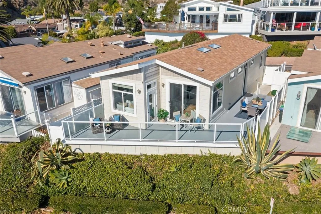 A Detached Home with Outstanding Outdoor Living on Spacious Decks