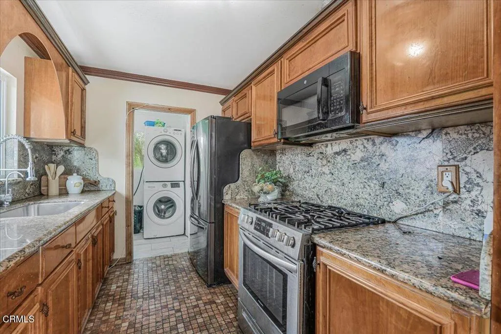 775 Thayer Lane, Port Hueneme, California 93041 home-pic-11