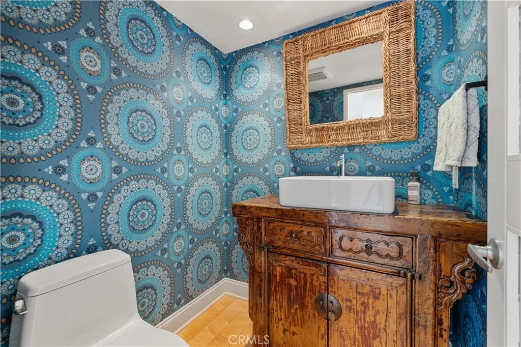 4222 Troost Avenue 21, Studio City, California 91604 home-pic-12