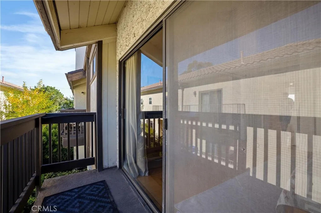 4222 Troost Avenue 21, Studio City, California 91604 home-pic-17