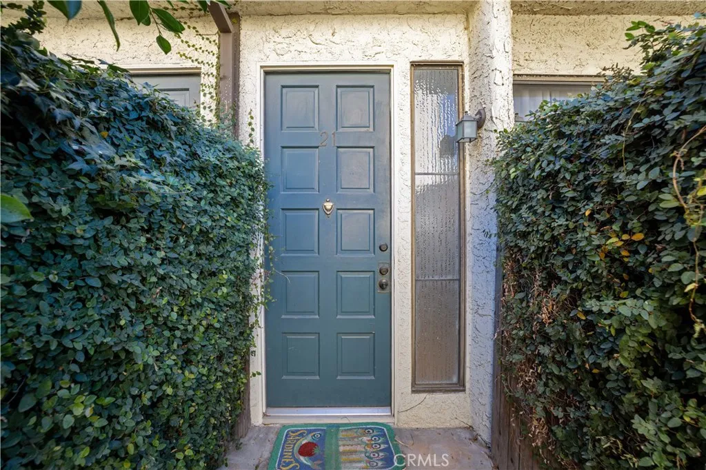 4222 Troost Avenue 21, Studio City, California 91604 home-pic-36