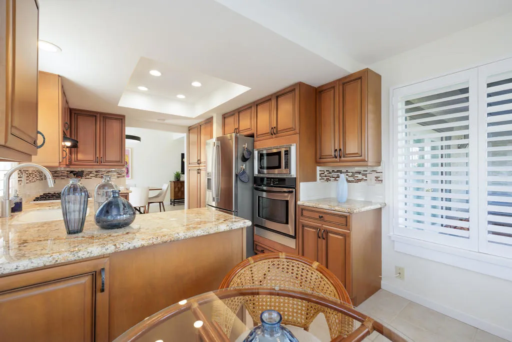 100 Barcelona Lane, Palm Desert, California 92211 home-pic-17