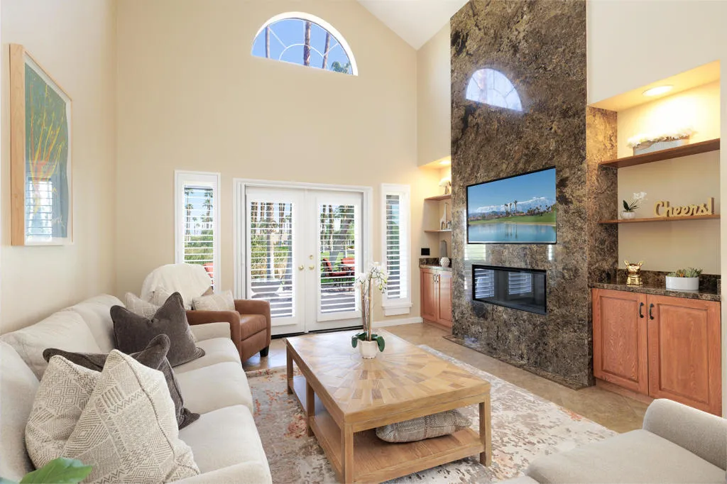 100 Barcelona Lane, Palm Desert, California 92211 home-pic-9