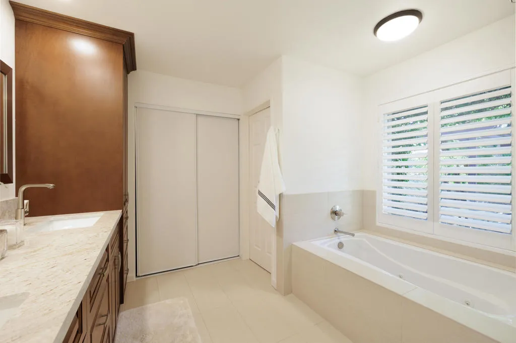100 Barcelona Lane, Palm Desert, California 92211 home-pic-28