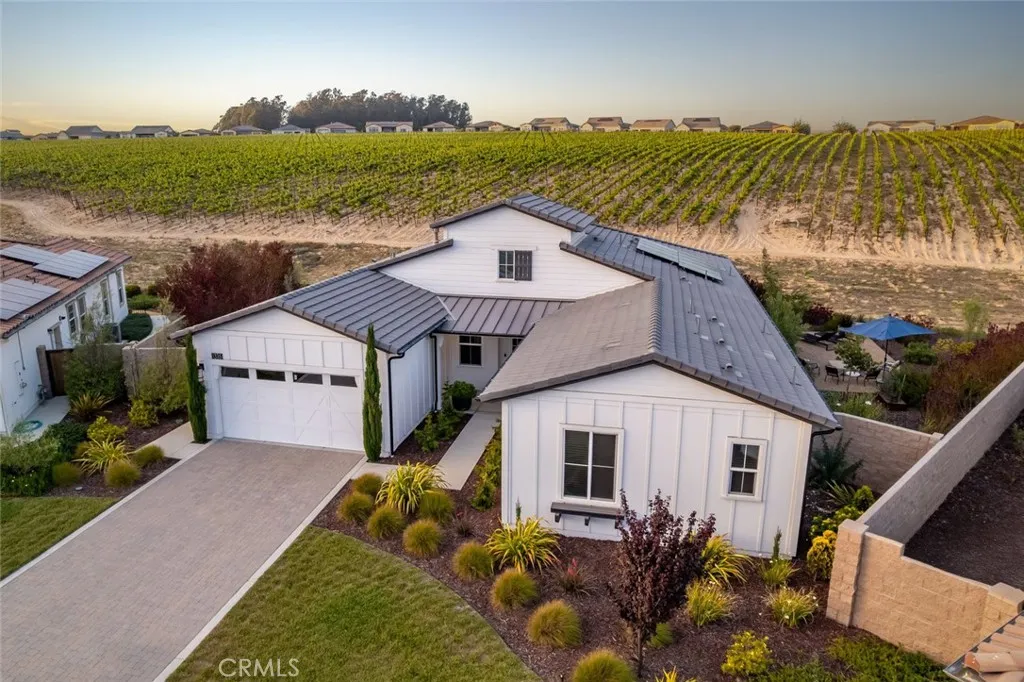 1335 Riley Lane, Nipomo, California 93444 home-pic-2