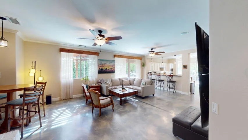 78135 Calico Glen 2