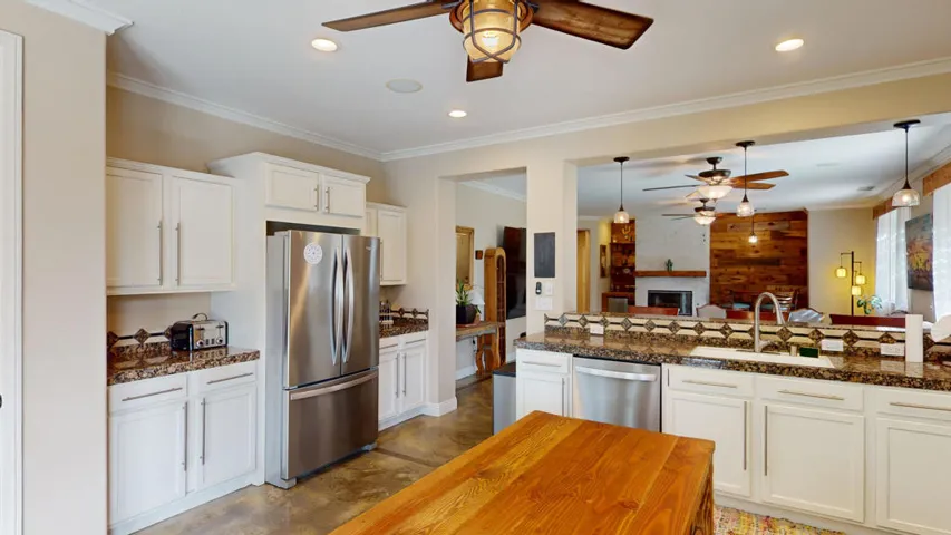 78135 Calico Glen 1