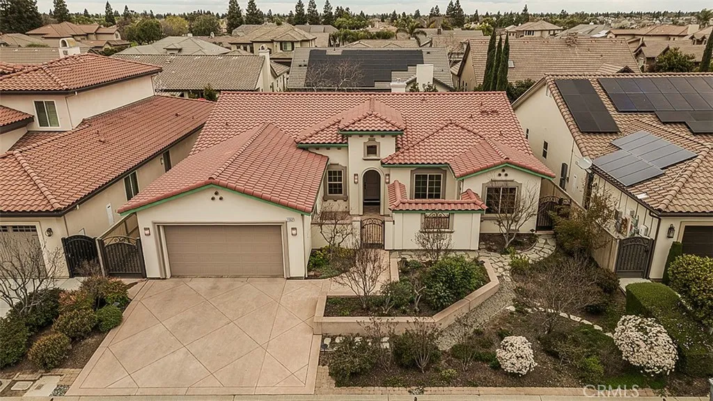 1562 N Empire Lane, Clovis, California 93619 home-pic-48