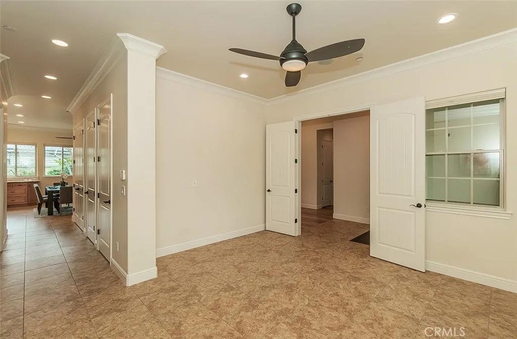 1562 N Empire Lane, Clovis, California 93619 home-pic-22