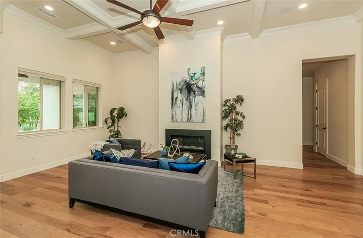 Great Room/Hallway to Bedrooms