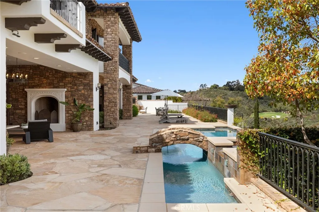 18441 Calle Tramonto, Rancho Santa Fe, California 92091 home-pic-36