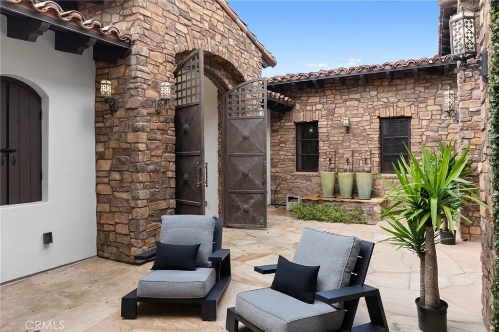 18441 Calle Tramonto, Rancho Santa Fe, California 92091 home-pic-3