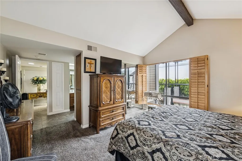 437 E Palm 308, Burbank, California 91501 home-pic-31