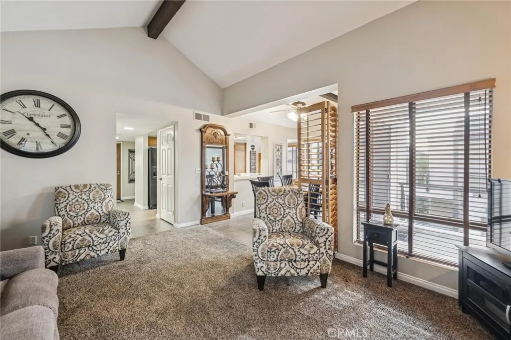 437 E Palm 308, Burbank, California 91501 home-pic-16
