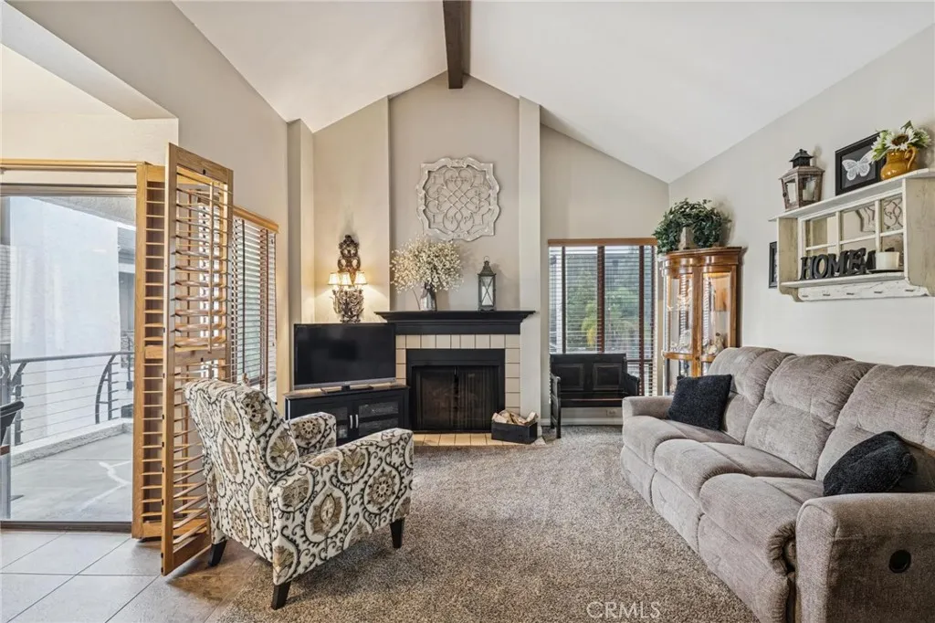 437 E Palm 308, Burbank, California 91501 home-pic-12