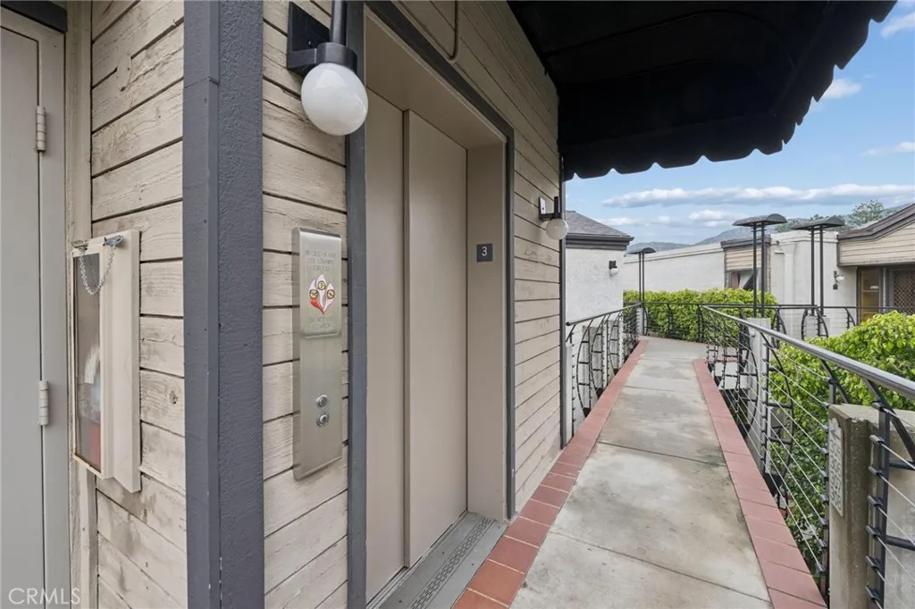 437 E Palm 308, Burbank, California 91501 home-pic-4