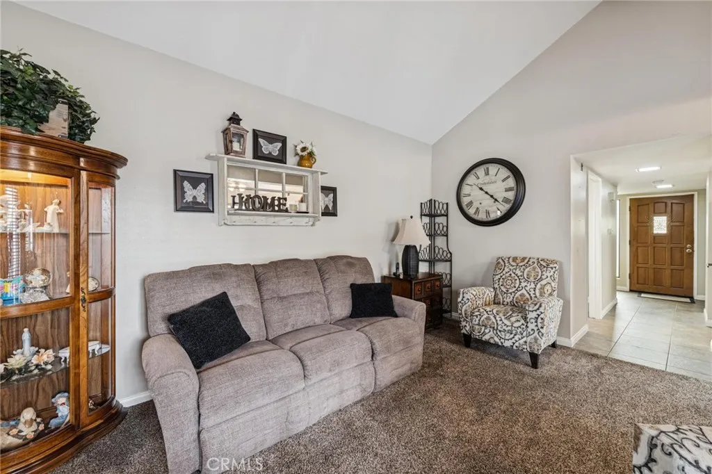 437 E Palm 308, Burbank, California 91501 home-pic-15