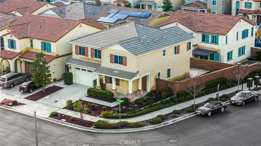 6340 Bluestone, Fontana, California 92336 home-pic-16