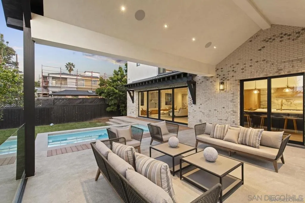 442 Westbourne St 2, La Jolla, California 92037 home-pic-10