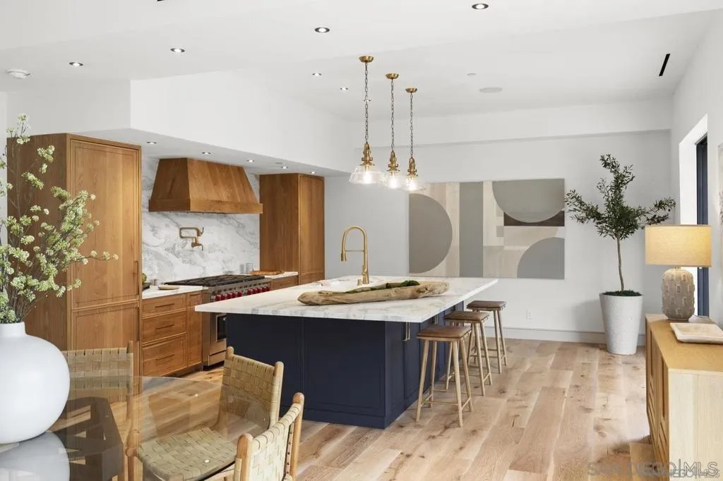 442 Westbourne St 2, La Jolla, California 92037 home-pic-12