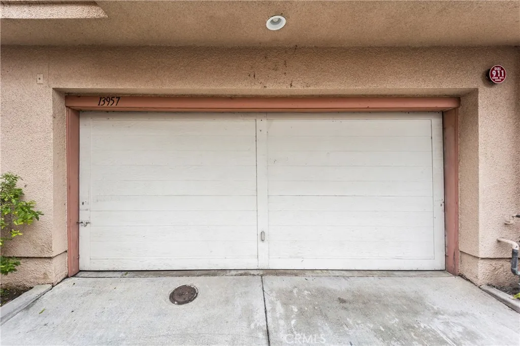 13957 Lemoli Avenue, Hawthorne, California 90250 home-pic-5