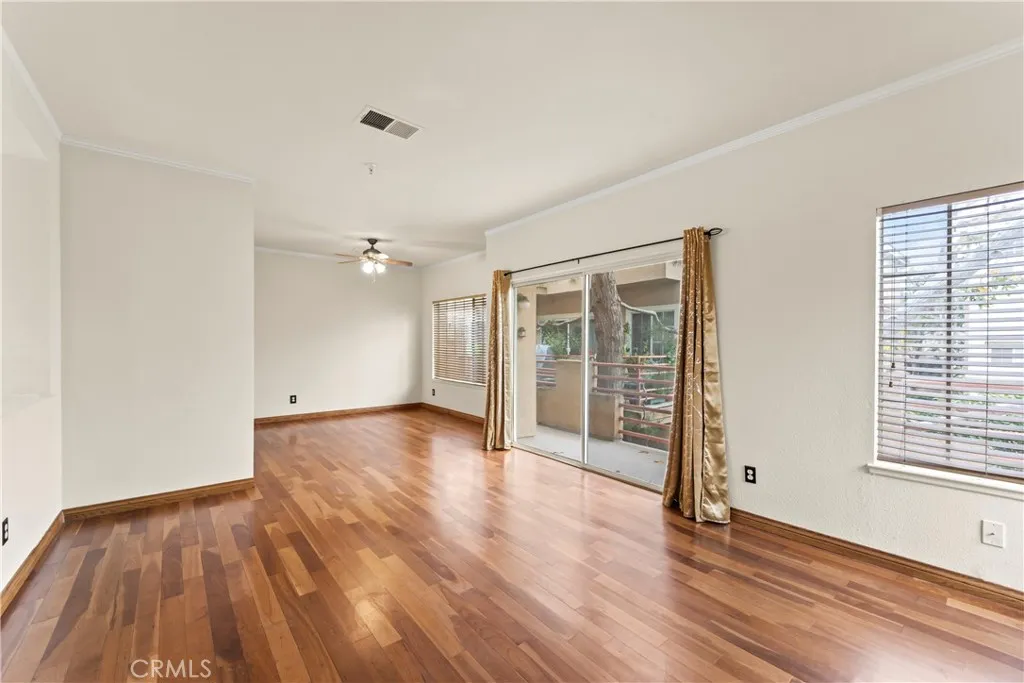13957 Lemoli Avenue, Hawthorne, California 90250 home-pic-12