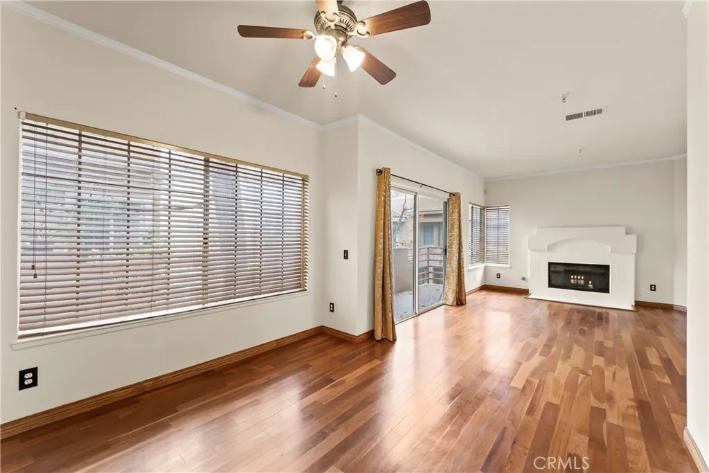 13957 Lemoli Avenue, Hawthorne, California 90250 home-pic-11