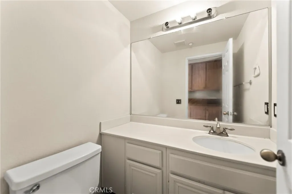 13957 Lemoli Avenue, Hawthorne, California 90250 home-pic-21