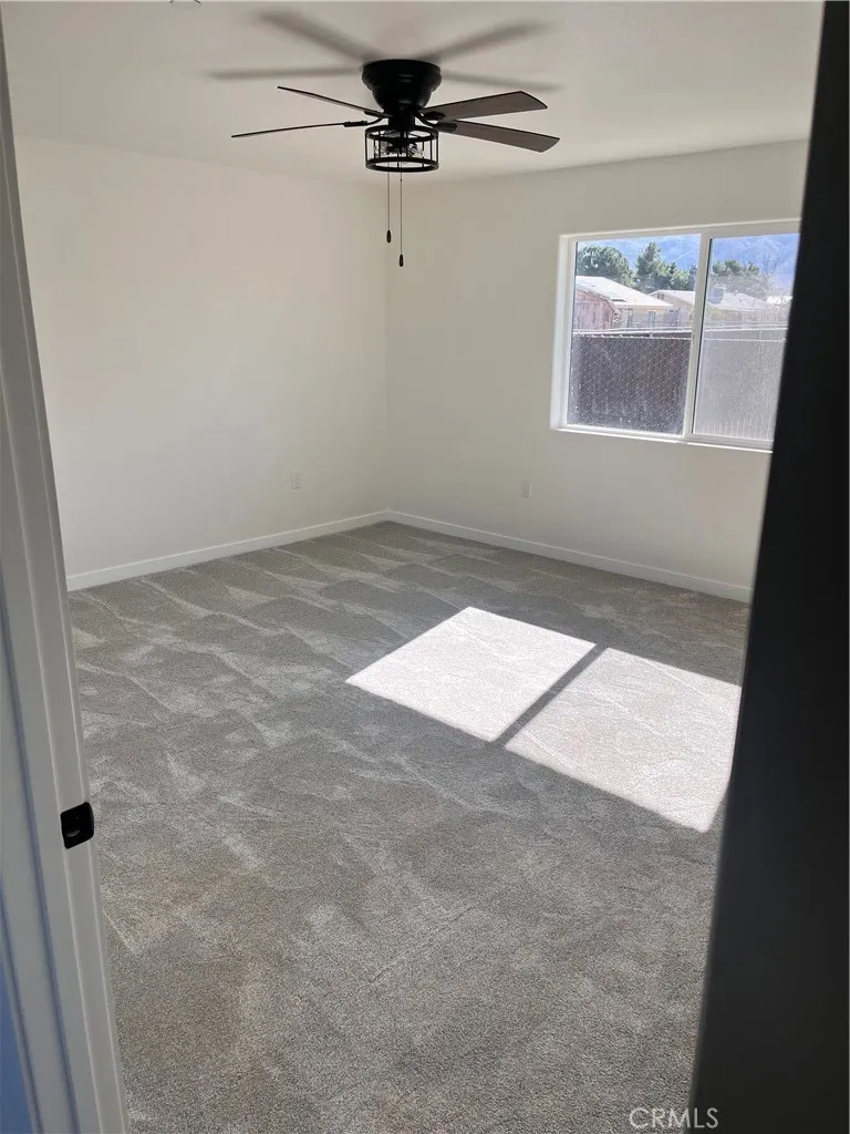 21305 Wren Street, Apple Valley, California 92308 home-pic-22