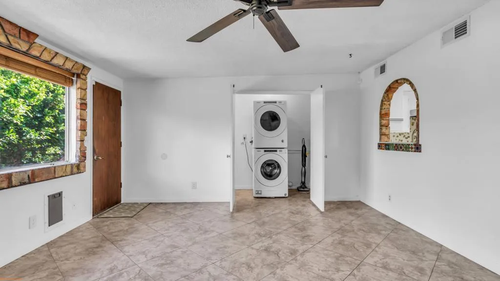 9980 Hoylake Road, Desert Hot Springs, California 92240 home-pic-15