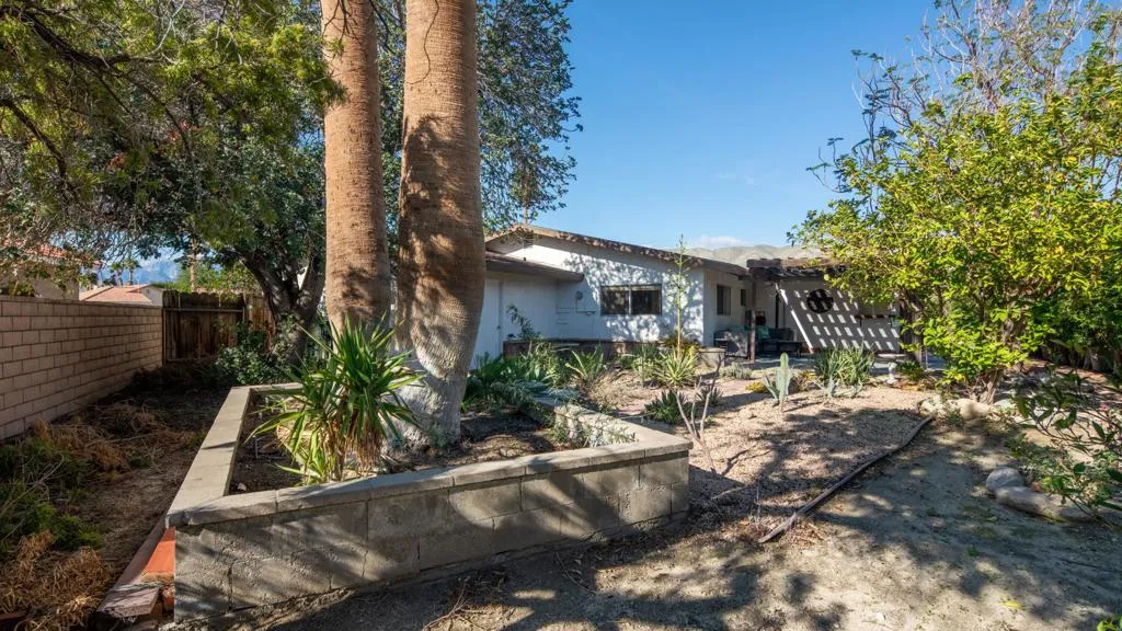 9980 Hoylake Road, Desert Hot Springs, California 92240 home-pic-35
