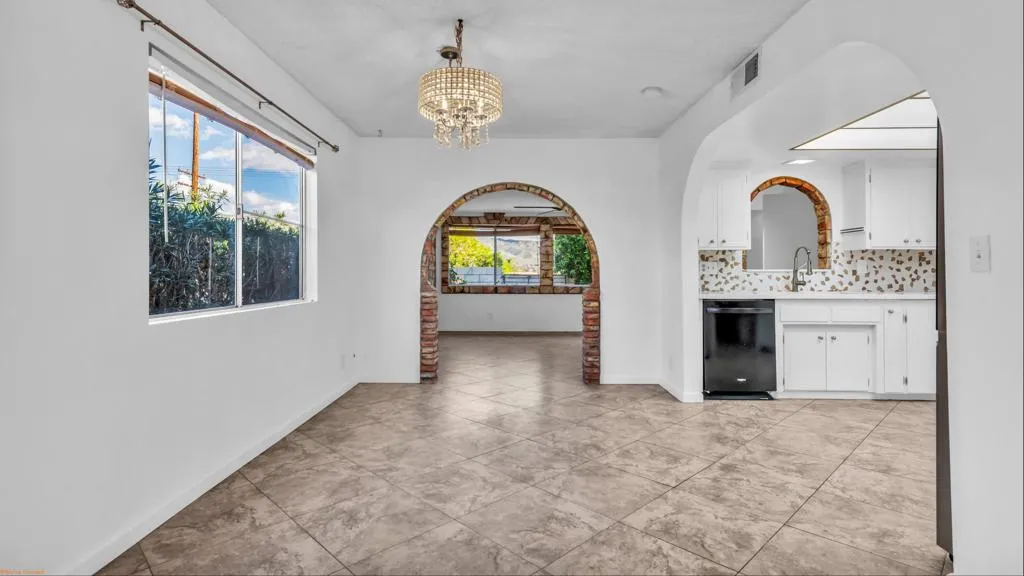 9980 Hoylake Road, Desert Hot Springs, California 92240 home-pic-6