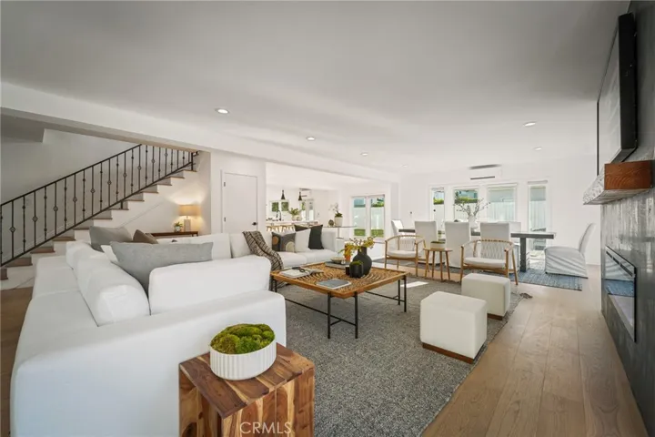 5115 West Boulevard, Los Angeles, California 90043