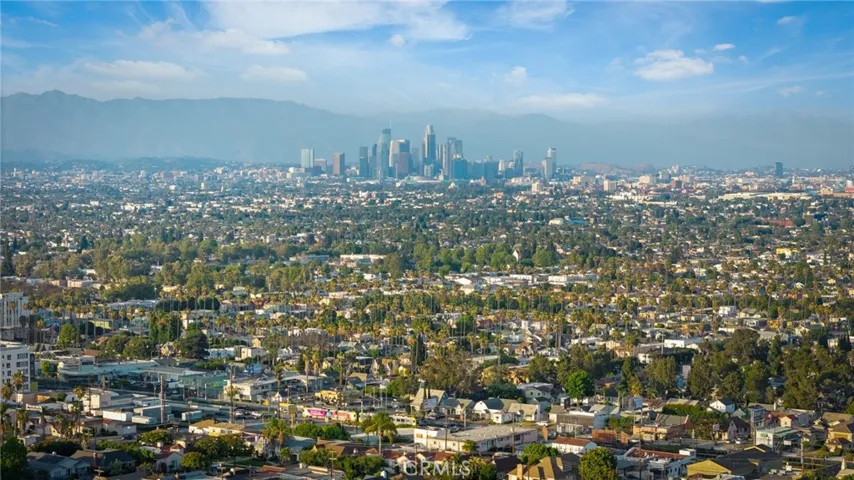 5115 West Boulevard, Los Angeles, California 90043