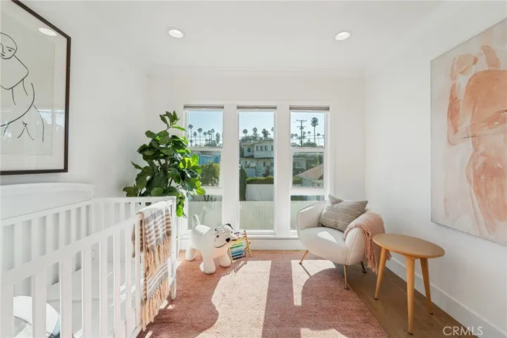 5115 West Boulevard, Los Angeles, California 90043