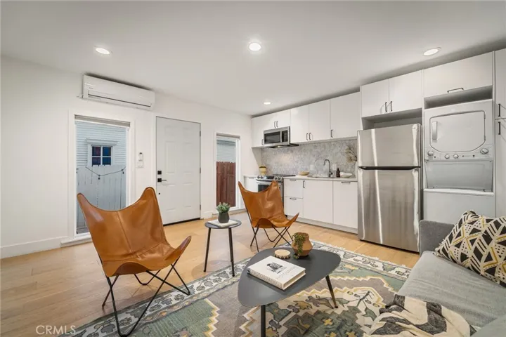 5115 West Blvd 1/2, Los Angeles, California 90043
