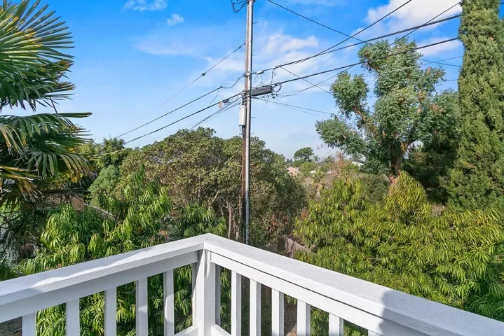 940 Dogwood, Costa Mesa, California 92627
